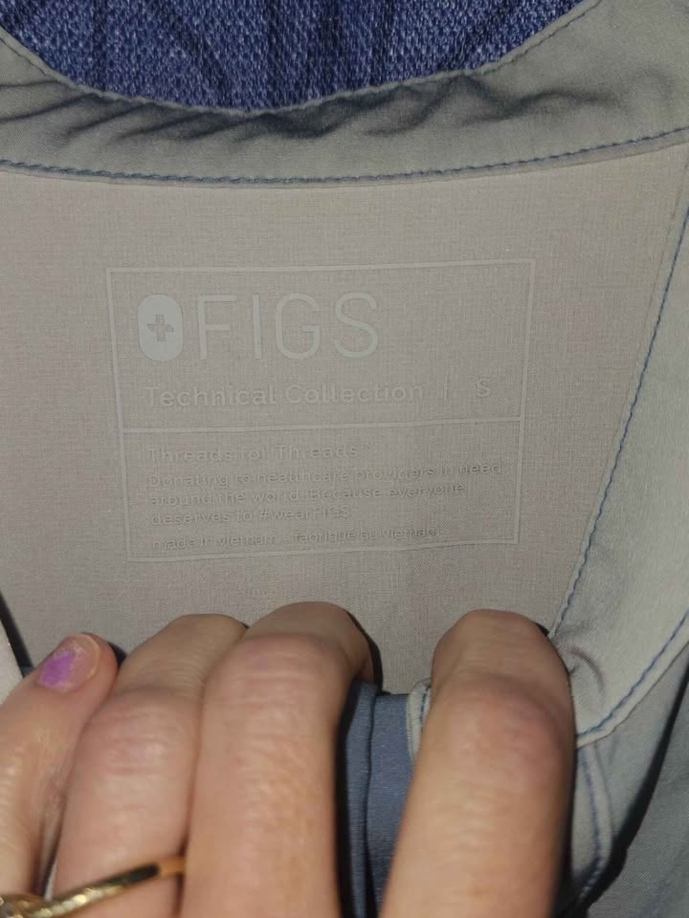 Figs Women's Ombre Blue Scrub Set - Picture 2 of 3